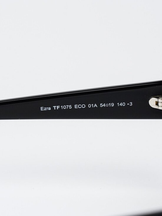 Tom Ford EZRA Women Sunglasses Black Smoke Rectangle FT1075/S 01A NEW AUTHENTIC main image 4